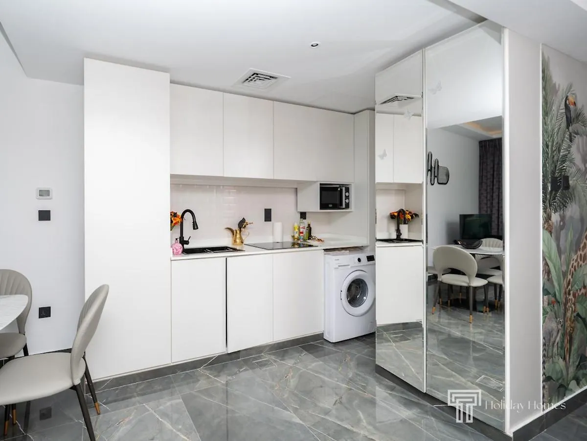 Cozy And Uniquely Furnished One Bedroom Dubai Marina